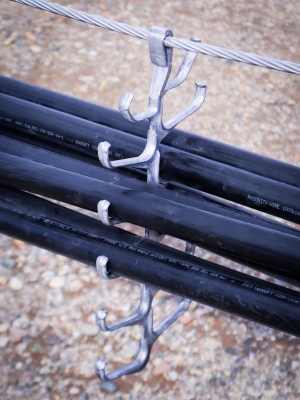 Gen 5s Arden Messenger Cable Hanger